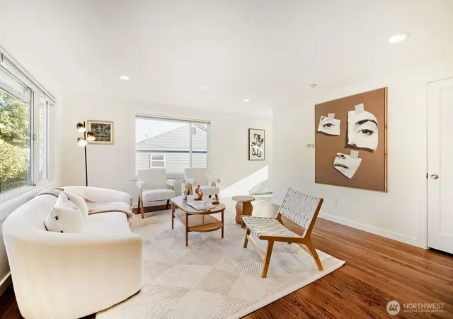 Photo 2 of Single family home for sale at 4216 27th Avenue W, Seattle, WA 98199 | MLS# NWM2586075 | Listing updated on 2026-09-24
