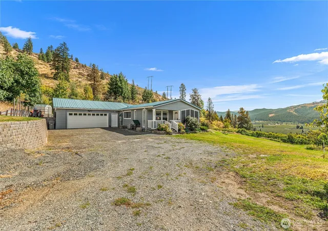 Photo 1 of Manufactured home for sale at 8795 Larson Rd, Peshastin, WA 98847 | MLS# NWM2586077 | Listing updated on 2026-09-28