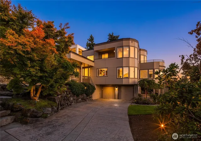 Photo 2 of Single family home for sale at 10225 Ne 62nd Street, Kirkland, WA 98033 | MLS# NWM2586080 | Listing updated on 2026-10-01
