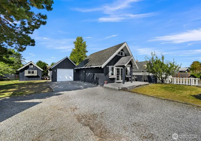 Photo 2 of Sale Pending at 5452 Tsawwassen Loop, Blaine, WA 98230 | MLS# NWM2586081 | Listing updated on 2026-09-28