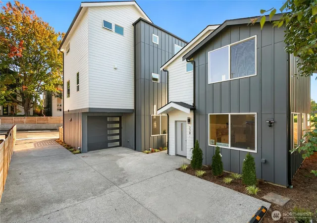Photo 1 of Townhouse for sale at 338 NE 90th Street, Seattle, WA 98115 | MLS# NWM2586082 | Listing updated on 2026-09-23