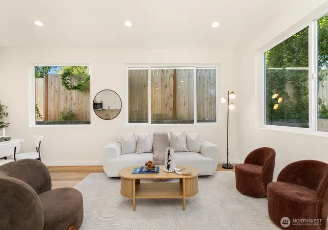 Photo 3 of Townhouse for sale at 338 NE 90th Street, Seattle, WA 98115 | MLS# NWM2586082 | Listing updated on 2026-09-23