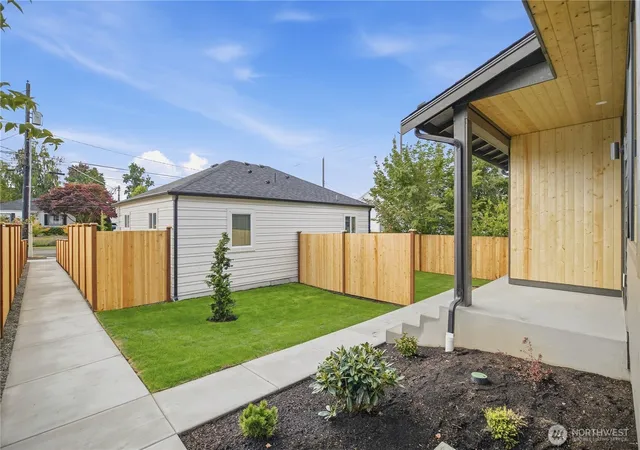 Photo 3 of Single family home for sale at 4415 N 14th Street #B, Tacoma, WA 98406 | MLS# NWM2586088 | Listing updated on 2026-09-30