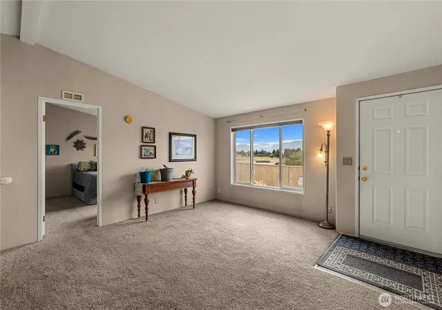 Photo 3 of Sale Pending at 558 Morning View Ave, East Wenatchee, WA 98802 | MLS# NWM2586092 | Listing updated on 2026-09-28