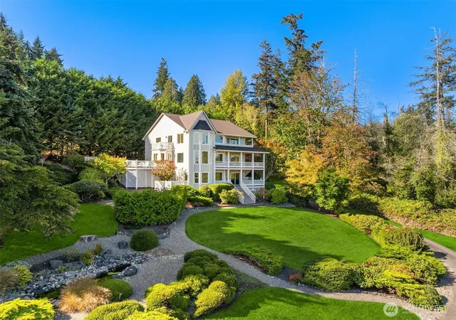 Photo 2 of Sale Pending at 4181 Point White Dr Ne, Bainbridge Island, WA 98110 | MLS# NWM2586108 | Listing updated on 2026-09-28