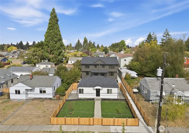 Photo 3 of Single family home for sale at 4415 N 14th Street, Tacoma, WA 98406 | MLS# NWM2586116 | Listing updated on 2026-09-29