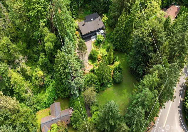 Photo 2 of Single family home for sale at 20200 37th Avenue Ne, Lake Forest Park, WA 98155 | MLS# NWM2586117 | Listing updated on 2026-10-01