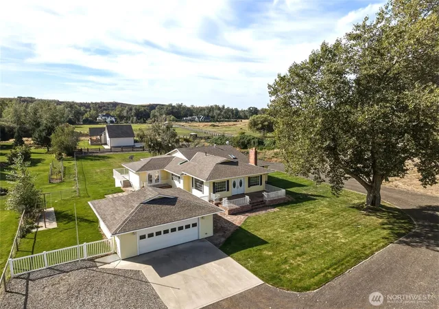 Photo 1 of Single family home for sale at 452 Mill Crk Rd, Walla Walla, WA 99362 | MLS# NWM2586118 | Listing updated on 2026-09-28