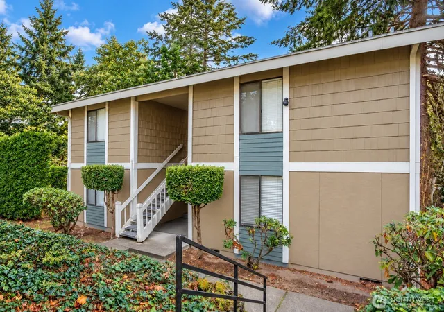 Photo 3 of Multi family home for sale at 34246 1st Place S, Federal Way, WA 98003 | MLS# NWM2586121 | Listing updated on 2026-09-23