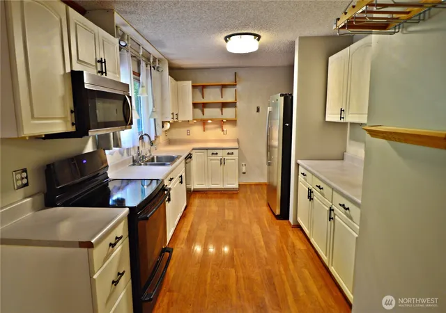 Photo 4 of Single family home for sale at 7362 Larill Ln SE, Port Orchard, WA 98367 | MLS# NWM2586132 | Listing updated on 2026-09-30