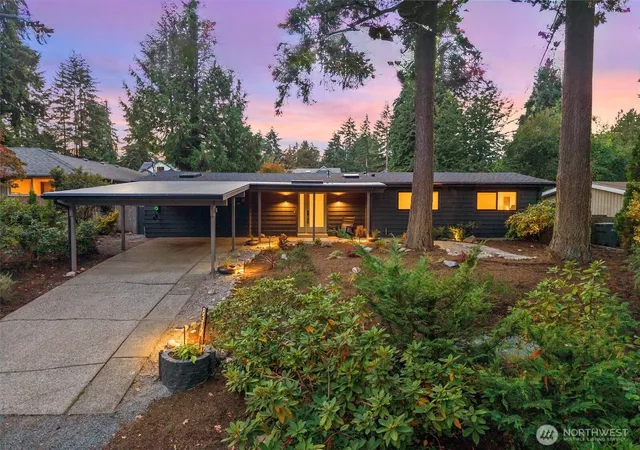 Single family home for sale at 8317 134th Avenue NE, Redmond, WA 98052 | MLS# NWM2586140