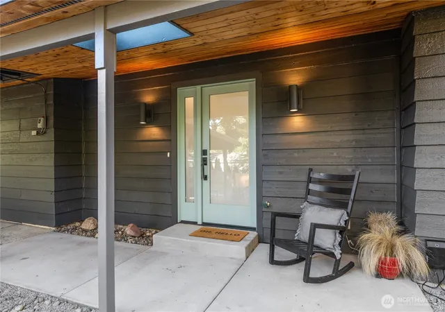 Photo 2 of Single family home for sale at 8317 134th Avenue Ne, Redmond, WA 98052 | MLS# NWM2586140 | Listing updated on 2026-10-29
