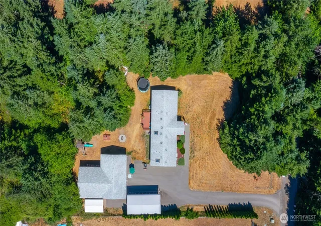 Photo 4 of Manufactured home for sale at 19708 83rd Avenue E, Spanaway, WA 98387 | MLS# NWM2586143 | Listing updated on 2026-09-29
