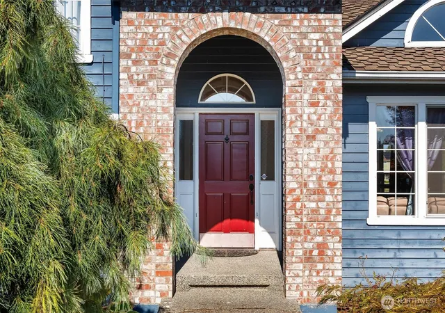 Photo 3 of Single family home for sale at 2931 142nd Street NE, Marysville, WA 98271 | MLS# NWM2586144 | Listing updated on 2026-09-23