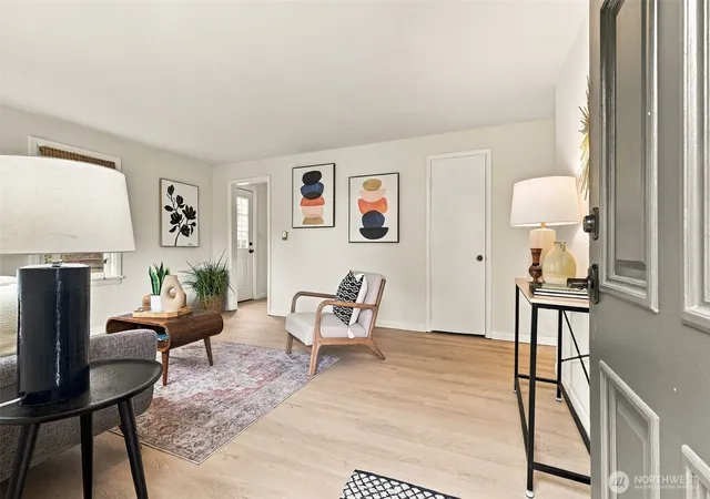 Photo 2 of Single family home for sale at 4119 Sw Kenyon St, Seattle, WA 98136 | MLS# NWM2586148 | Listing updated on 2026-10-01