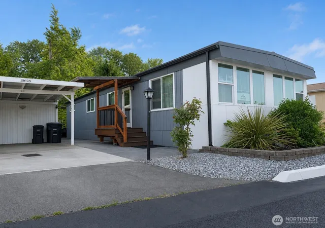 Photo 1 of Manufactured home for sale at 10628 63rd Street Ct E #45, Puyallup, WA 98372 | MLS# NWM2586150 | Listing updated on 2026-09-26