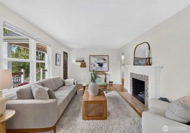 Photo 3 of Single family home for sale at 7726 30th Avenue Ne, Seattle, WA 98115 | MLS# NWM2586173 | Listing updated on 2026-10-09
