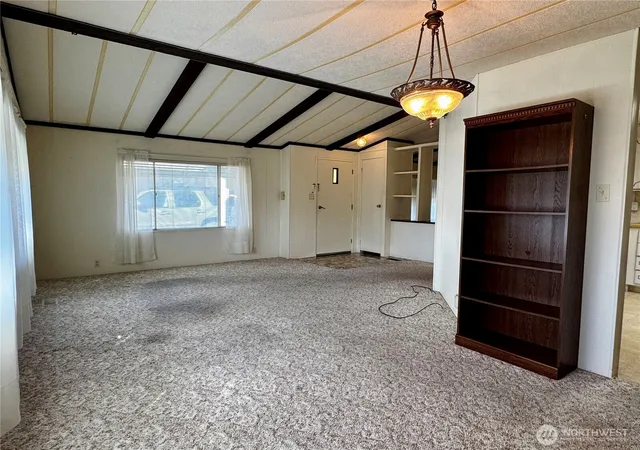 Photo 3 of Manufactured home for sale at 971 Se Scenic View Dr, College Place, WA 99324 | MLS# NWM2586178 | Listing updated on 2026-09-23
