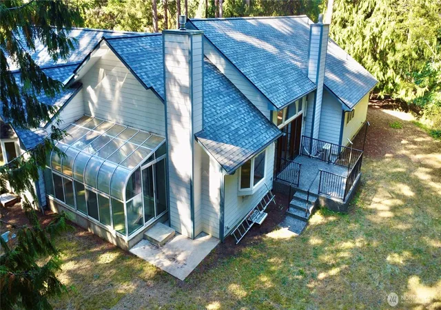 Photo 3 of Single family home for sale at 561 Grandview Dr, Sequim, WA 98382 | MLS# NWM2586181 | Listing updated on 2026-09-29