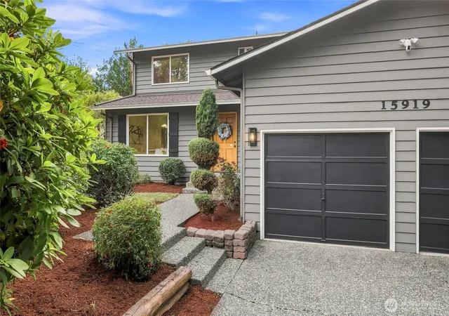 Photo 3 of Single family home for sale at 15919 82nd Place Ne, Kenmore, WA 98028 | MLS# NWM2586182 | Listing updated on 2026-09-30