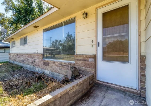 Photo 1 of Single family home for sale at 1126 Ankeny St, Walla Walla, WA 99362 | MLS# NWM2586190 | Listing updated on 2026-10-03