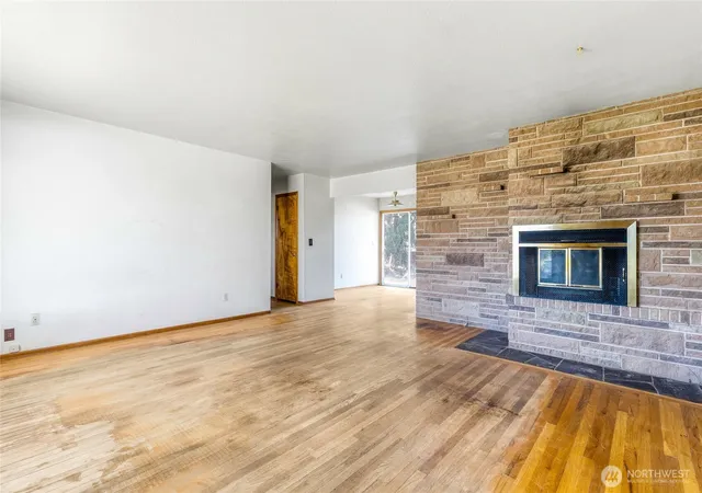 Photo 4 of Single family home for sale at 1126 Ankeny St, Walla Walla, WA 99362 | MLS# NWM2586190 | Listing updated on 2026-10-03