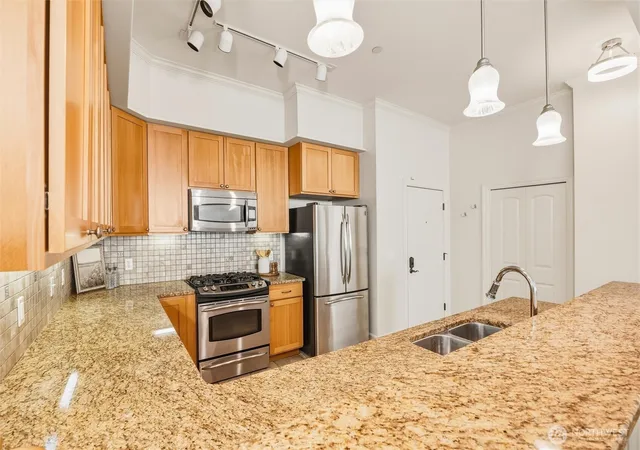 Photo 4 of Condo for sale at 1101 Mckenzie Ave #306, Bellingham, WA 98225 | MLS# NWM2586208 | Listing updated on 2026-09-29