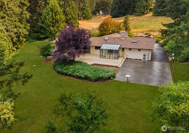 Photo 4 of Single family home for sale at 5987 Tracyton Blvd NW, Bremerton, WA 98311 | MLS# NWM2586216 | Listing updated on 2026-09-29
