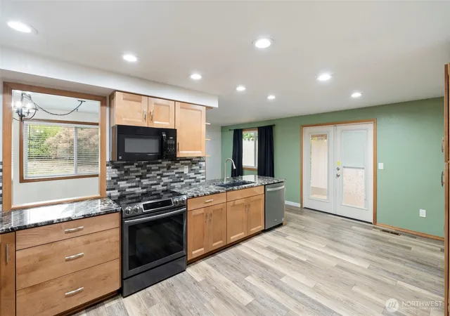 Photo 3 of Single family home for sale at 1920 Burbank Ave NW, Olympia, WA 98502 | MLS# NWM2586225 | Listing updated on 2026-09-25