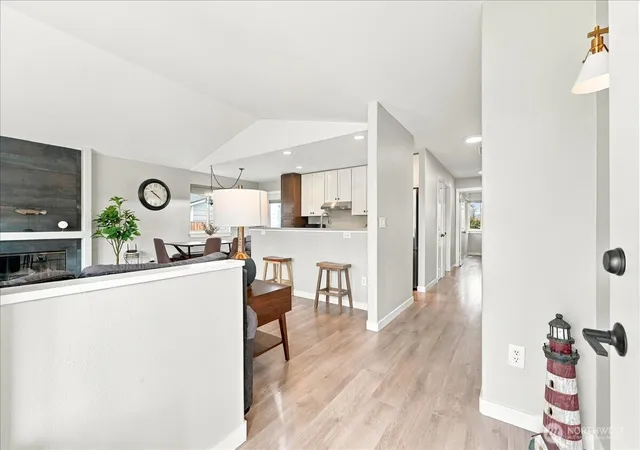 Photo 3 of Sale Pending at 1326 Brown St, Wenatchee, WA 98801 | MLS# NWM2586226 | Listing updated on 2026-10-01