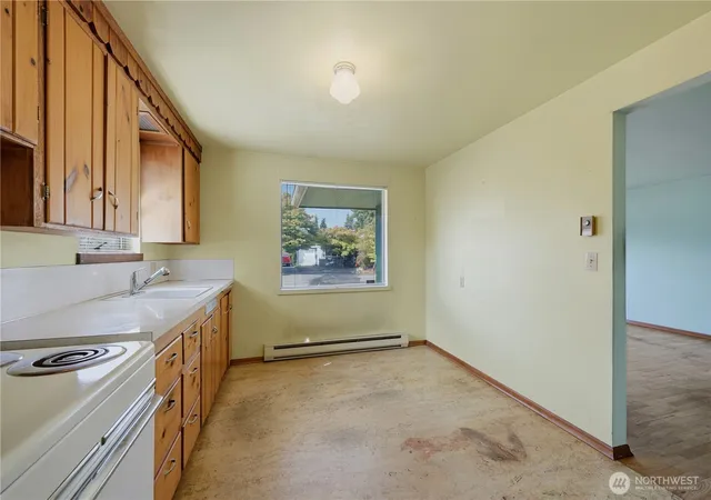 Photo 4 of Single family home for sale at 9216 30th Avenue SW, Seattle, WA 98126 | MLS# NWM2586233 | Listing updated on 2026-09-25