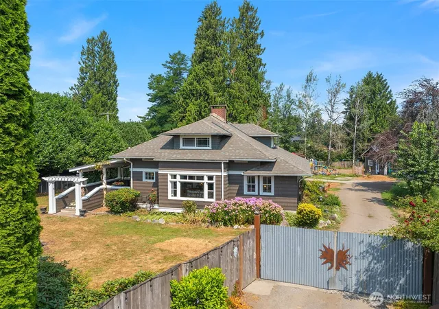 Single family home for sale at 32110 NE 55th Street, Carnation, WA 98014 | MLS# NWM2586244
