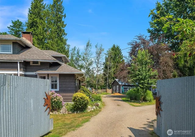 Photo 1 of Single family home for sale at 32110 NE 55th Street, Carnation, WA 98014 | MLS# NWM2586244 | Listing updated on 2026-09-24