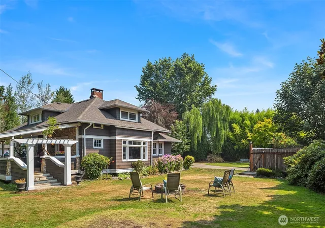 Photo 2 of Single family home for sale at 32110 NE 55th Street, Carnation, WA 98014 | MLS# NWM2586244 | Listing updated on 2026-09-24