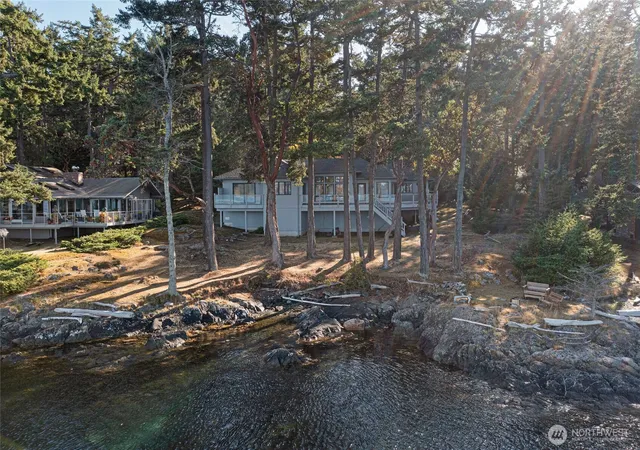 Photo 1 of Single family home for sale at 254 Vista Way, Friday Harbor, WA 98250 | MLS# NWM2586245 | Listing updated on 2026-09-26