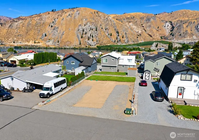 Photo 2 of Land for sale at 125 E Entiat Dr, Orondo, WA 98843 | MLS# NWM2586251 | Listing updated on 2026-09-23