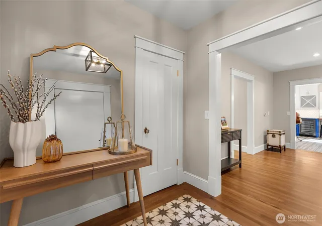 Photo 2 of Single family home for sale at 1628 22nd Avenue, Longview, WA 98632 | MLS# NWM2586253 | Listing updated on 2026-10-01