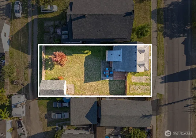 Photo 2 of Sale Pending at 336 3rd Avenue Sw, Castle Rock, WA 98611 | MLS# NWM2586263 | Listing updated on 2026-09-28
