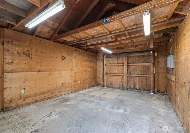 Photo 3 of Sale Pending at 336 3rd Avenue Sw, Castle Rock, WA 98611 | MLS# NWM2586263 | Listing updated on 2026-09-28