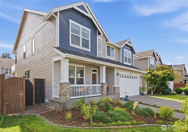 Photo 3 of Single family home for sale at 4708 204th Street Ct E, Spanaway, WA 98387 | MLS# NWM2586267 | Listing updated on 2026-09-24