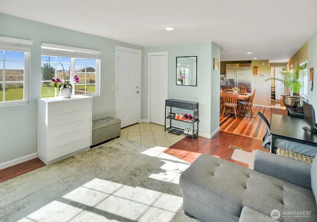 Photo 3 of Manufactured home for sale at 3968 78 Rd Ne, Moses Lake, WA 98837 | MLS# NWM2586270 | Listing updated on 2026-09-24