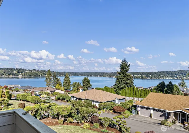 Single family home for sale at 642 9th Court, Fox Island, WA 98333 | MLS# NWM2586279