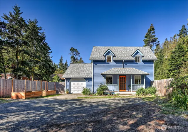 Photo 1 of Single family home for sale at 4921 Wilson St, Port Townsend, WA 98368 | MLS# NWM2586295 | Listing updated on 2026-09-26