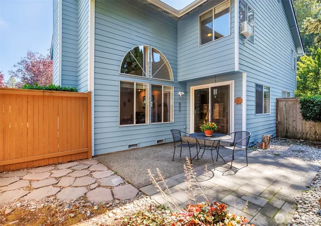 Photo 3 of Townhouse for sale at 13911 13th Drive Se #B, Mill Creek, WA 98012 | MLS# NWM2586299 | Listing updated on 2026-10-01