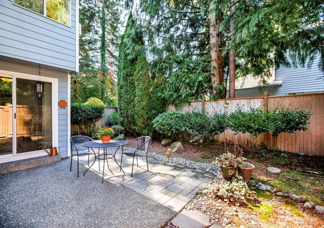 Photo 4 of Townhouse for sale at 13911 13th Drive SE #B, Mill Creek, WA 98012 | MLS# NWM2586299 | Listing updated on 2026-10-01