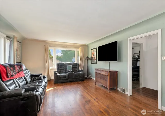 Photo 4 of Sale Pending at 10024 Patterson St S, Tacoma, WA 98444 | MLS# NWM2586320 | Listing updated on 2026-09-27