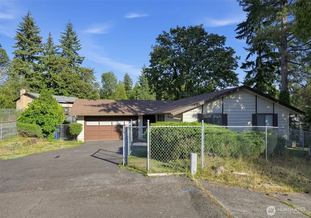 Photo 2 of Single family home for sale at 2607 Mesa Verde Ct, Puyallup, WA 98374 | MLS# NWM2586334 | Listing updated on 2026-09-30