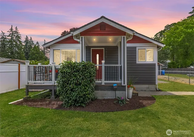 Photo 2 of Single family home for sale at 9810 119th Street Sw, Lakewood, WA 98498 | MLS# NWM2586336 | Listing updated on 2026-09-27