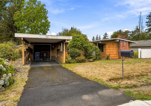 Photo 2 of Single family home for sale at 8914 Hipkins Rd Sw, Lakewood, WA 98498 | MLS# NWM2586337 | Listing updated on 2026-09-30