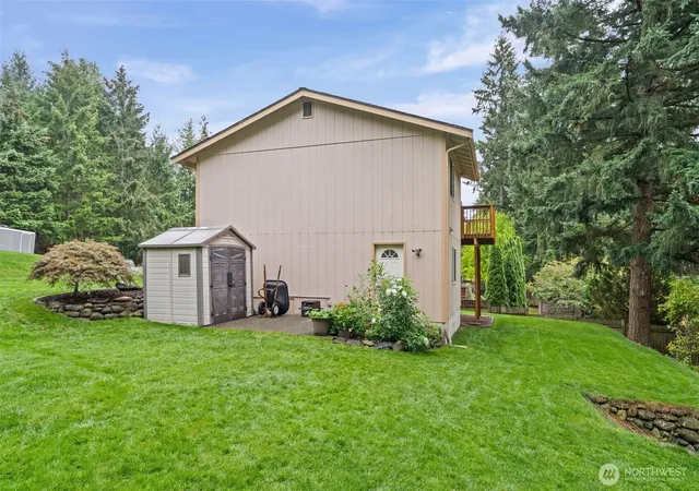 Photo 3 of Single family home for sale at 8104 189th Street Ct E, Puyallup, WA 98375 | MLS# NWM2586362 | Listing updated on 2026-10-01